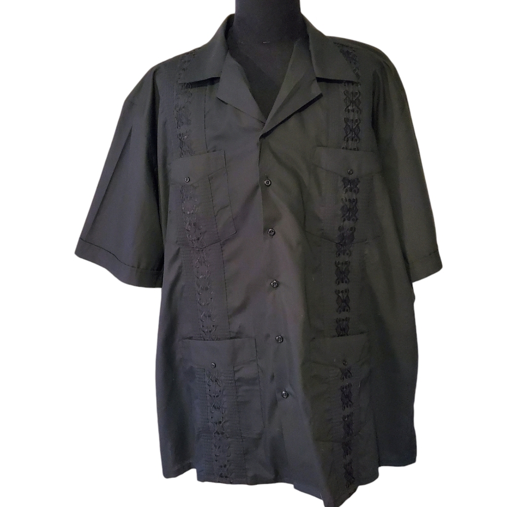 Men's Black Guyabera style shirt 3X